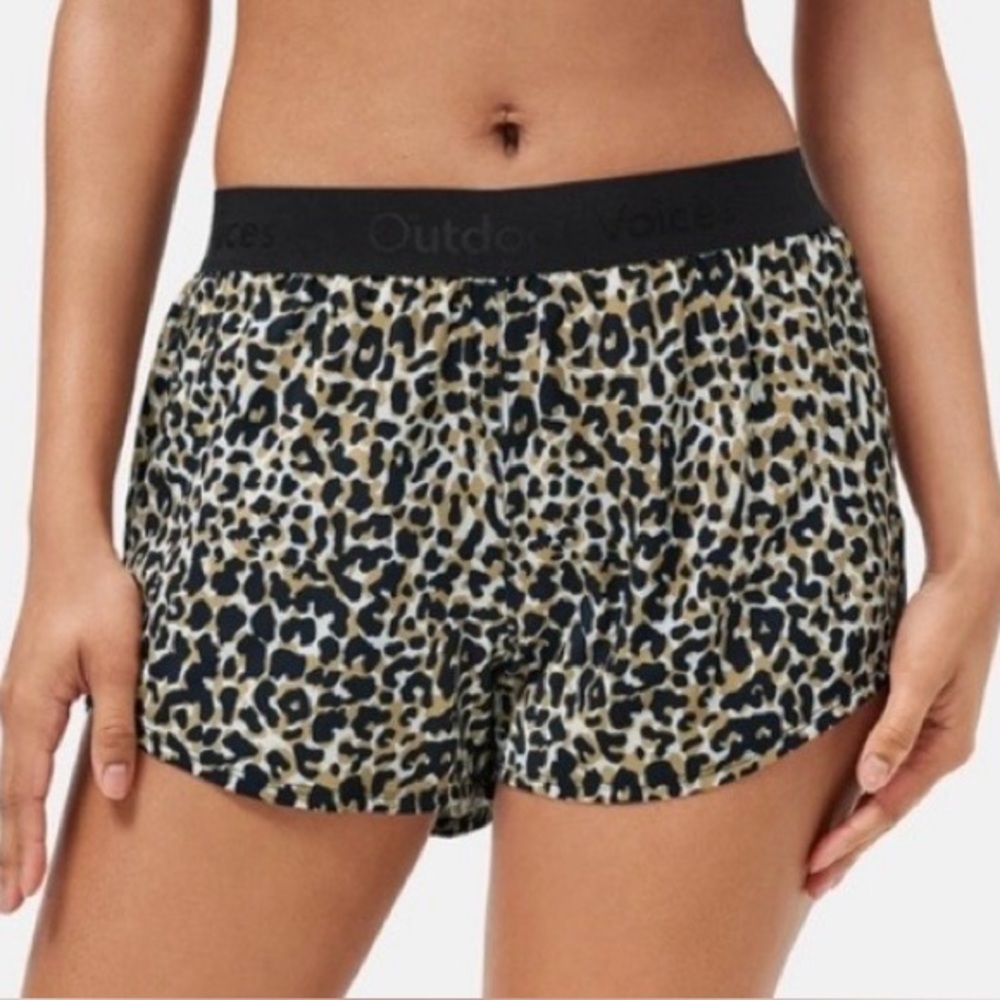 Outdoor Voices 3” Relay Shorts Leopard Print Size Small Athleisure Baddie